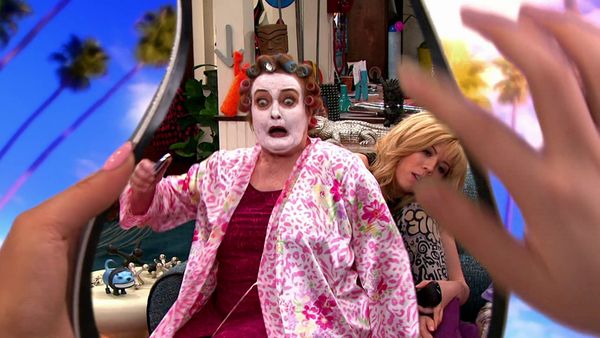 Sam & Cat LT - Salto Sobre El Atún Asesino: Freddie Jade Robbie - Parte 2
