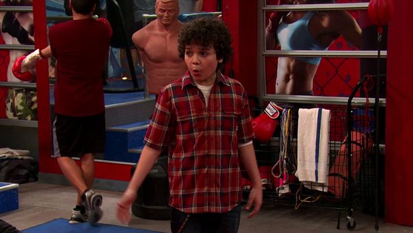 Sam & Cat LT - La mamá de Goomer