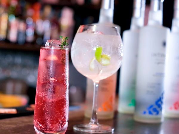 Studio Bar Barras LATAM - Pisco Tonic
