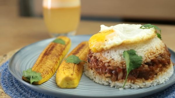 Studio Cocina- AlacocinaTv - Arroz tapado a lo pobre y Pisco Sour de Maracuyá