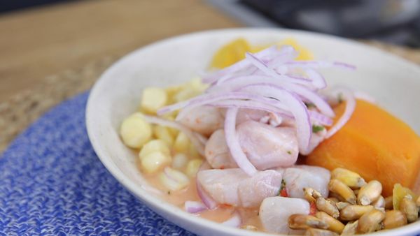 Studio Cocina- AlacocinaTv - Ají de Pescado / Ceviche con Kevin GG