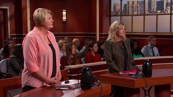 Hot Bench - Surprise! I Painted Your House Red!; Ten Years of Flirting?!