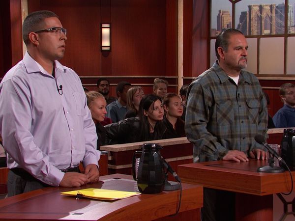 Hot Bench - Show Truck Showdown!; Tricky Car Trade
