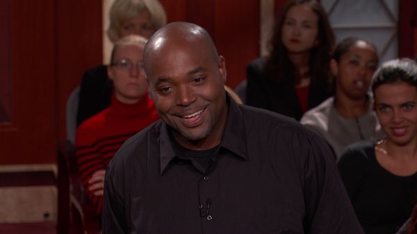 Hot Bench - Famous Rock Star's Rappin' Cousin?!; VIP Vegas Princess!