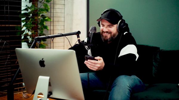 IIS - Der Idil & Ingmar Show DE - Verschwörungsbrause, Tränen & 5G