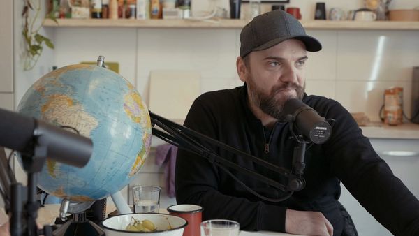 IIS - Der Idil & Ingmar Show DE - Gemischtwarenladen IIS - Wenn unsere Moderatoren von Hölzchen auf Stöckchen kommen