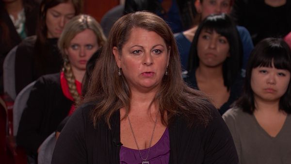 Hot Bench - Wide-Turn Horse Wrecker!; Dance Team Divas?