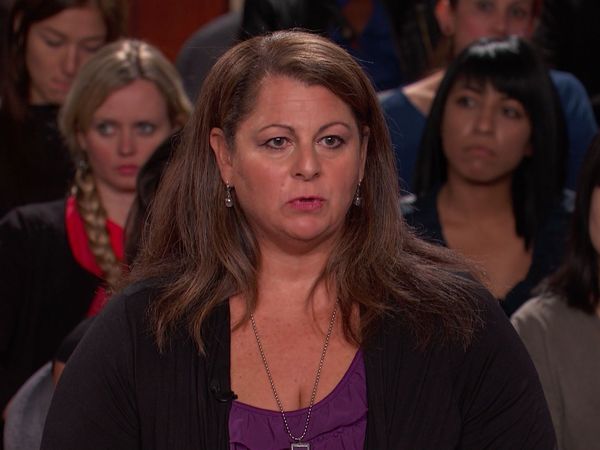 Hot Bench - Wide-Turn Horse Wrecker!; Dance Team Divas?