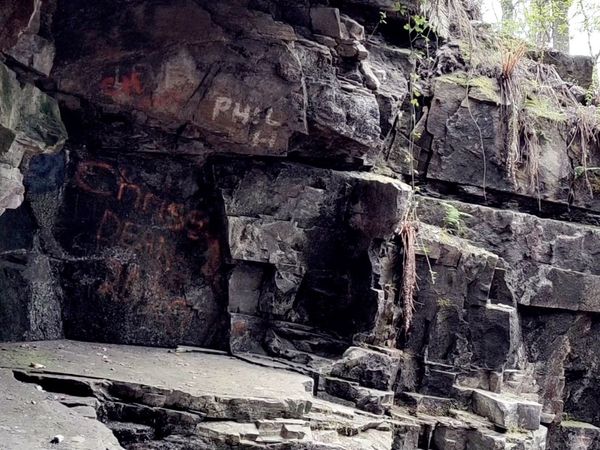 Ghost Dimension - Evil Spirit in the Cave