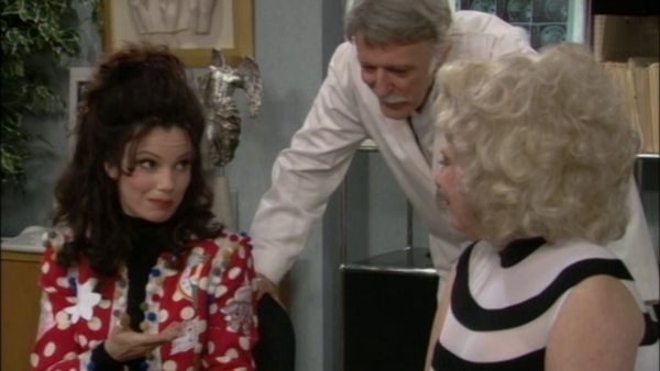 The Nanny - Your Feets Too Big