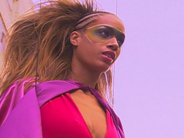 America's Next Top Model - The Girls Become Superheros