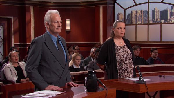 Hot Bench - Breathalyzer Love?!; Bed-Bug Bitten, Pill-Popping Alcoholic?!