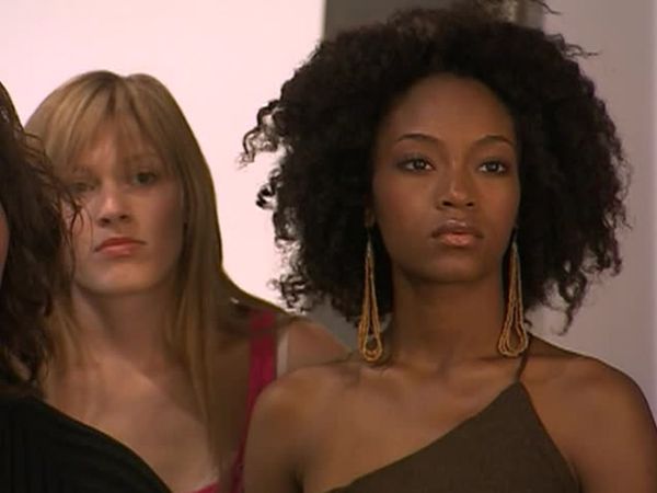 America's Next Top Model - The Girl Everyone Thinks is a Backstabber