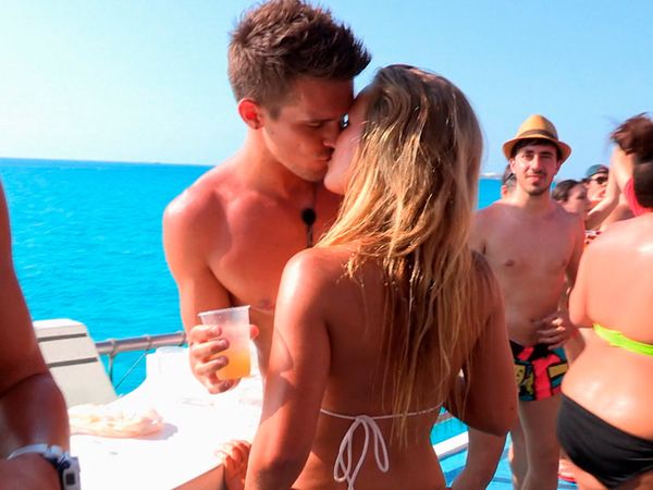 Geordie Shore: Ten Years on the Toon ES - parte 2