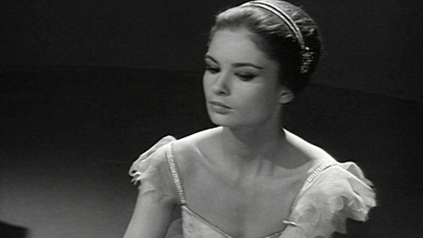 The Twilight Zone - Five Characters in Search of an Exit