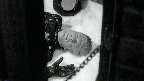 The Twilight Zone - Nothing in the Dark