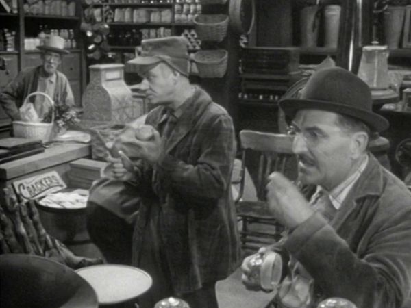 The Twilight Zone - Hocus-Pocus and Frisby