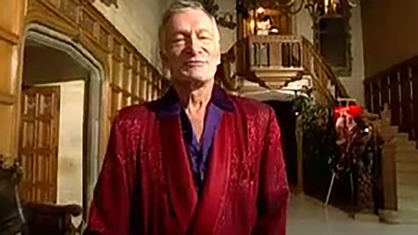 MTV Cribs NO - Hugh Hefner and Bunnies