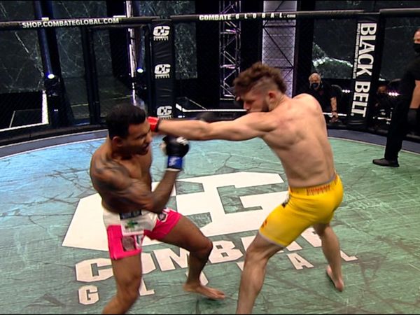 Combate 2021 - Combate Global: Castillo vs Lloreda