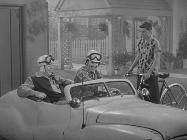 The Adventures of Ozzie and Harriet - The Sports Car