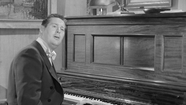 The Adventures of Ozzie and Harriet - Thorny's Piano