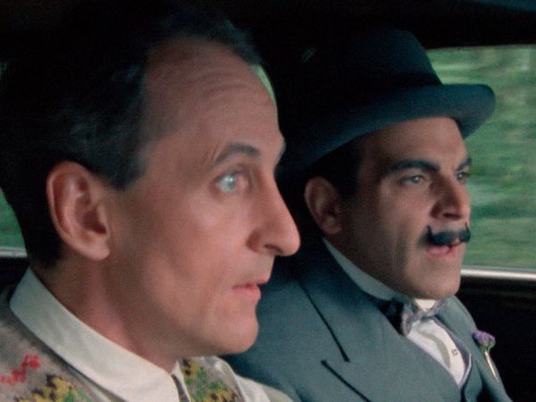 Agatha Christie: Poirot ES - El increíble robo