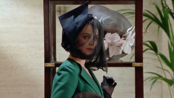 Agatha Christie: Poirot ES - La dama del velo