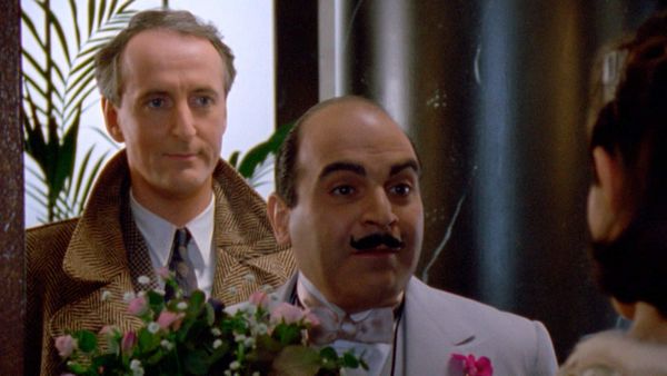 Agatha Christie: Poirot ES - La aventura de la estrella de Occidente