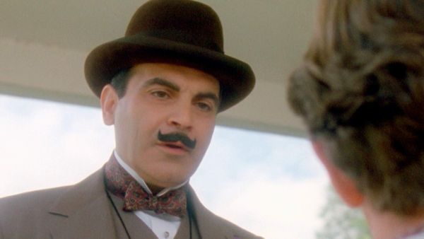 Agatha Christie: Poirot ES - Nido de avispas