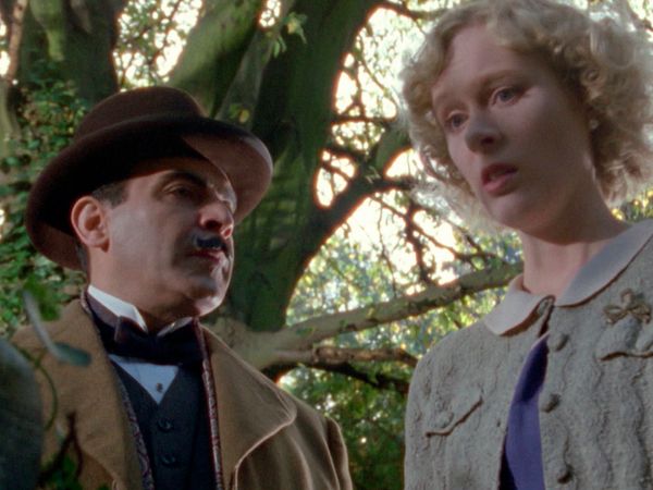 Agatha Christie: Poirot ES - Tragedia en Marsdon Manor