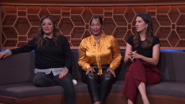 25 Words or Less - Cristela Alonzo, Noah Wyle, John Michael Higgins, D'Arcy Carden