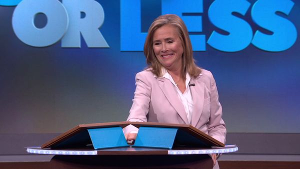 25 Words or Less - Nico Santos and Caroline Rhea vs. Melissa Peterman and Marcia Cross