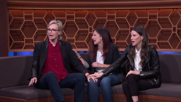 25 Words or Less - Colton Dunn and John Michael Higgins vs. Jackie Tohn and Jane Lynch