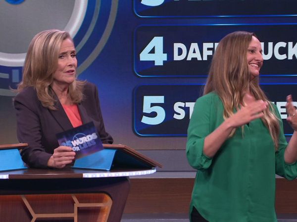 25 Words or Less - Loni Love, Mary McCormack, Courteney Cox, Lisa Kudrow
