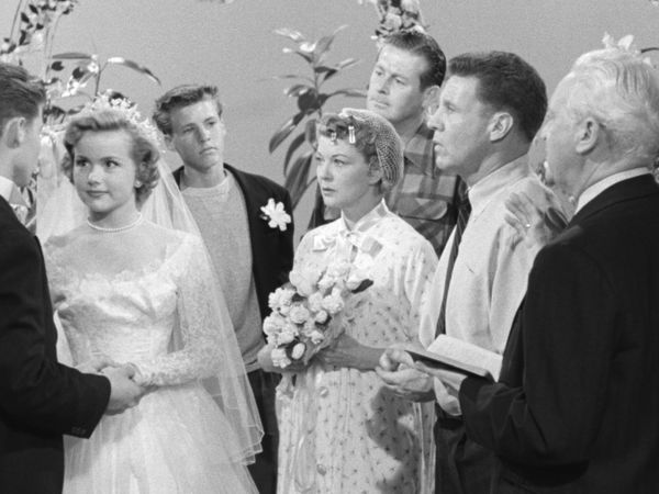 The Adventures of Ozzie and Harriet - David's Engagement