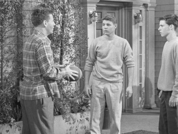The Adventures of Ozzie and Harriet - The Man Across the Street