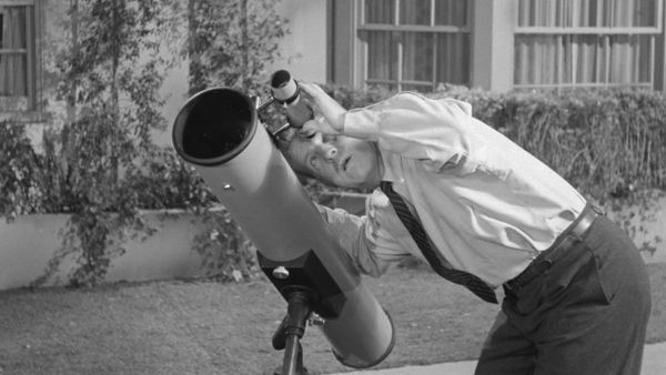 The Adventures of Ozzie and Harriet - The Eclipse