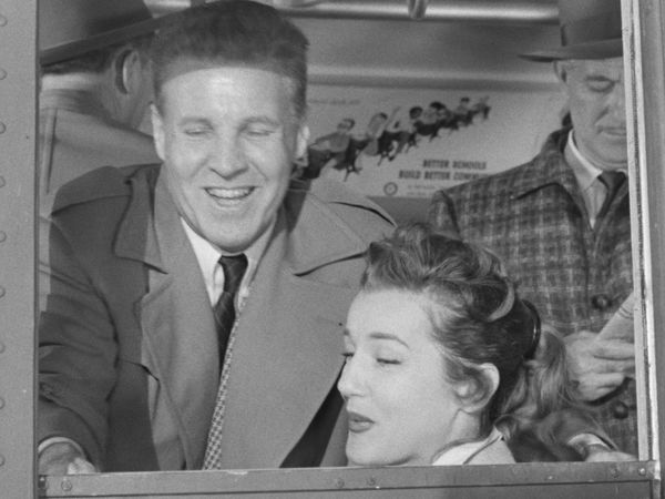 The Adventures of Ozzie and Harriet - Personal Column