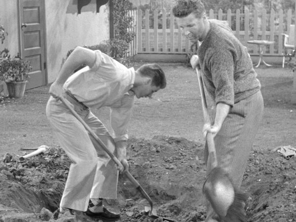 The Adventures of Ozzie and Harriet - Buried Treasure