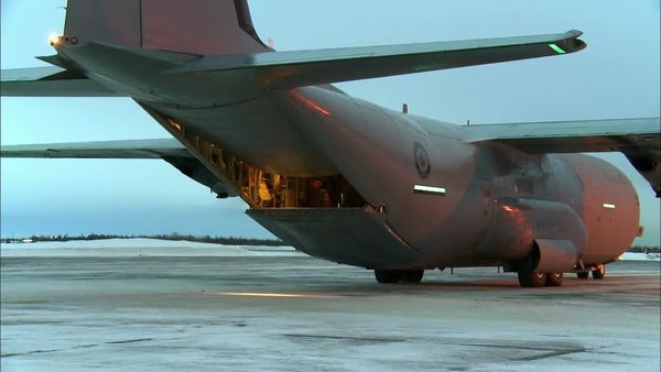 Ice Pilots NWT CA - Water Wings