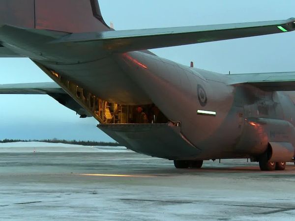 Ice Pilots NWT CA - Water Wings