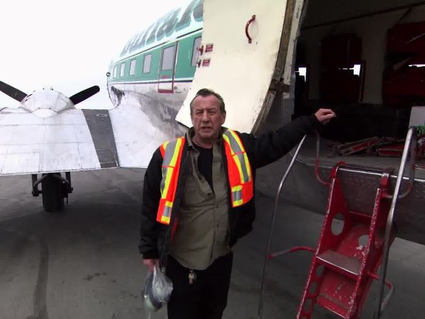 Ice Pilots NWT CA - D-Day