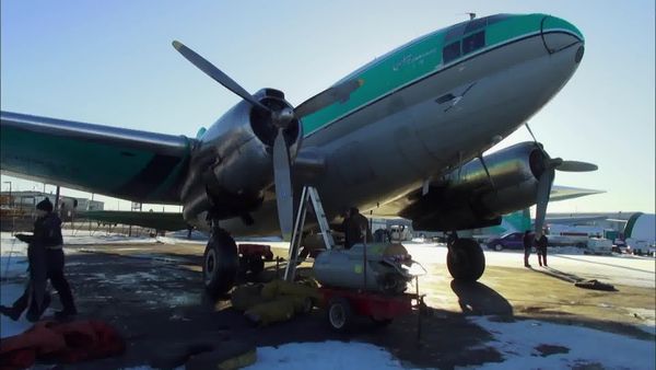Ice Pilots NWT CA - Breakdown