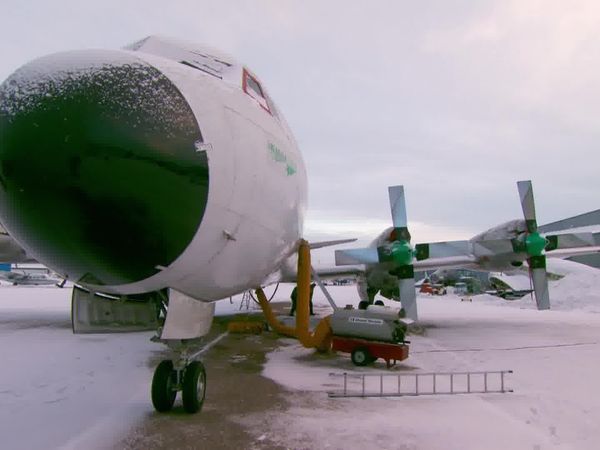 Ice Pilots NWT CA - Aussie Ace