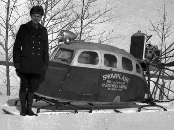 Ice Pilots NWT CA - Snowplane