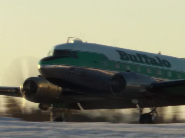 Ice Pilots NWT CA - Big Plans, Bad Luck