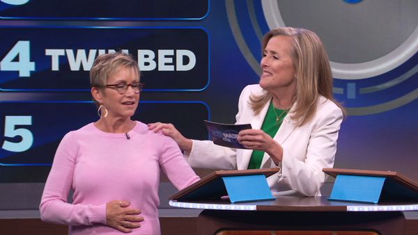 25 Words or Less - Gabrielle Carteris and Fortune Feimster vs. Lisa Vidal and Greg Grunberg