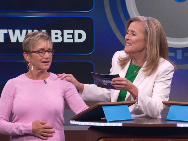 25 Words or Less - Gabrielle Carteris and Fortune Feimster vs. Lisa Vidal and Greg Grunberg