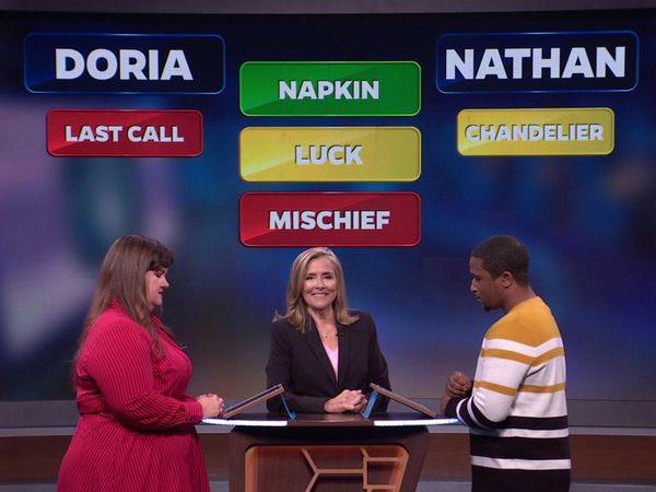 25 Words or Less - Mary McCormack and Chris Noth vs. Melissa Peterman and Gabrielle Ruiz