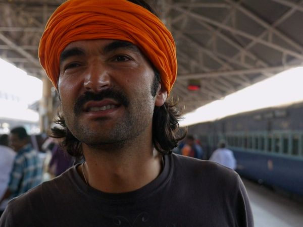 Le tour du monde en 80 jours sans un sou - La Thaïlande : Varanasi - Chumphon